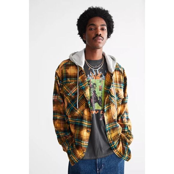New Urban Outfitters Hooded Plaid Flannel Overshirt Size L - Picture 2 of 9
